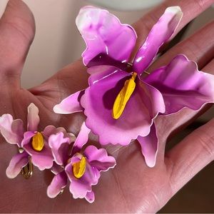 Vintage 50 60 Retro MCM Purple Enamel Oversized Flower Orchid Brooch Earring Set